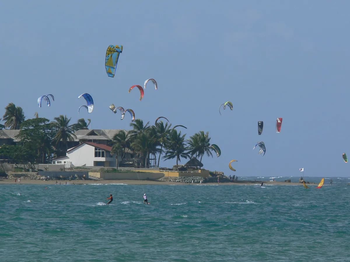 Kitesurfing in Cabarete