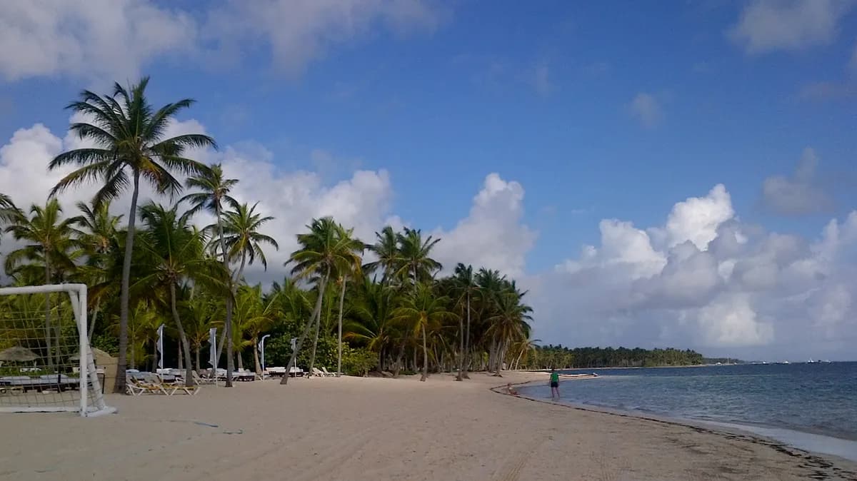 Best Time to Visit Dominican Republic (2026 Month-by-Month)